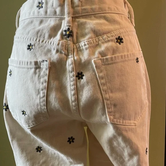 PacSun Cream Embroidered Ankle Jeans - Picture 3 of 8